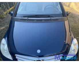 mercedes-b-klasse-w245-blauw-375-motorkap-2005-2011