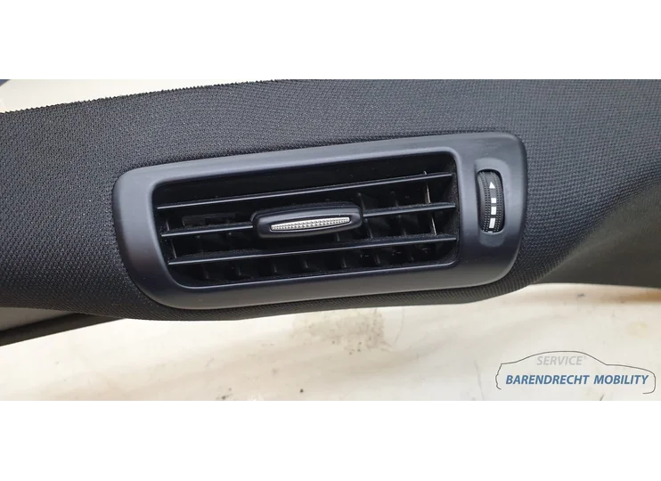 mercedes-w213-s213-e-klasse-bstijl-kap-a2136900930-rechts-passagierskant-interieur-zwart-origineel-nette-staat-gebruikt-sedan-station-allterrain-2016-2017-2018-2019-2020-2021-barendrecht-mobility-service