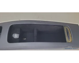 middenconsole-achterzijde-opbergvak-cls-w219-mercedes-2198600030-origineel-gebruikt-2004-2011 — foto 14