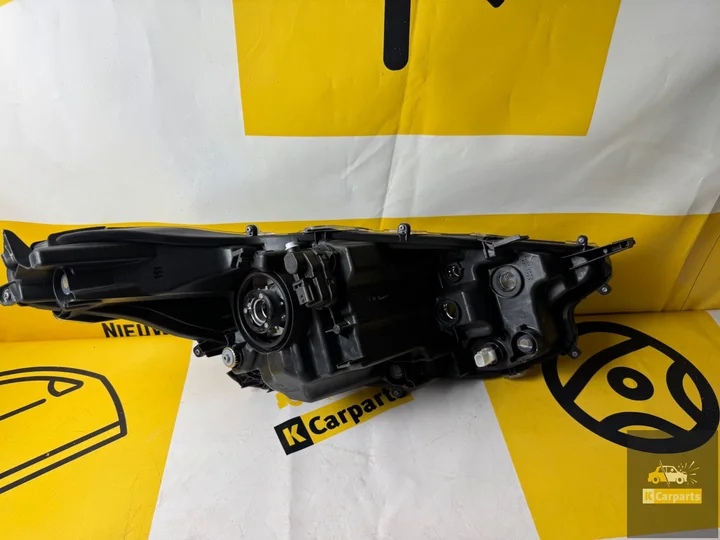 toyota-yaris-koplamp-links-euk06-koplamp-halogeen-h7 — foto 9