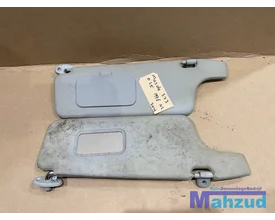 mazda-323-f-5-zonneklep-rechts-links-set-1994-1998