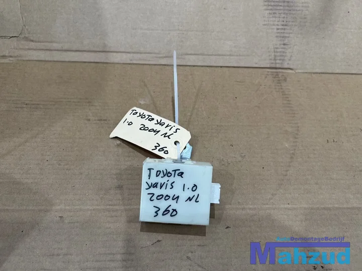 toyota-yaris-p1-10-contactslot-set-19992005