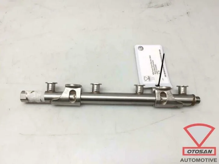 audi-vw-seat-skoda-vag-brandstofverdeler-04e133320d