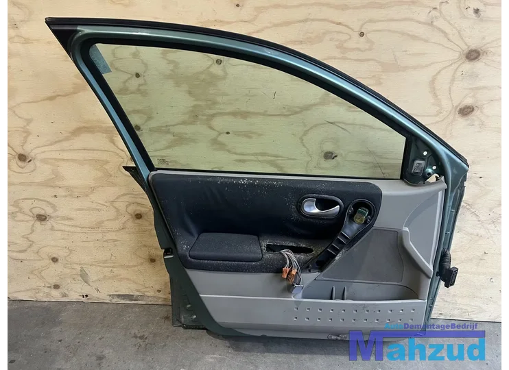renault-megane-2-groen-ted97-links-voor-deur-portier-20012009