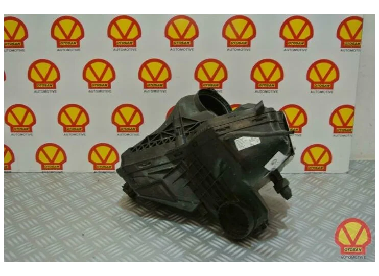 audi a4 8k luchtfilterhuis 8k0133835ad
