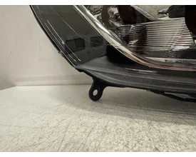 renault-clio-iv-4-koplamp-h7-halogeen-260106624r-rechts — foto 4
