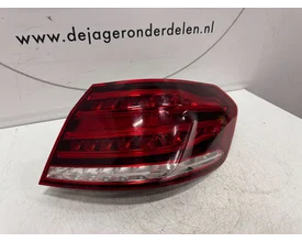 mb-e-klasse-w212-facelift-achterlicht-rechts-a2129060803 — foto 2