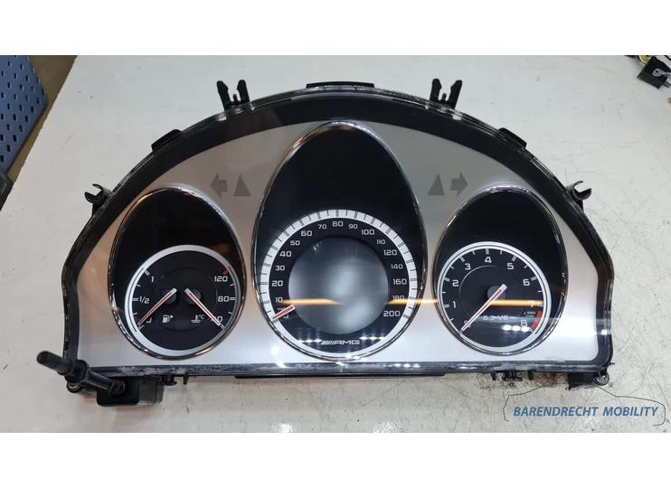 AMG KM counter Mercedes c class W204 tacho Miles KM counter 204820 RBDJ131614 original used 2008 / 2014