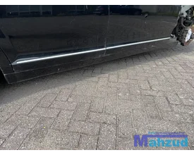 mercedes-s-klasse-w221-zwart-c197-rechts-zijskirt-2005-2012
