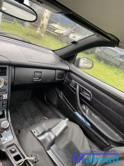 mercedes-slk-r170-zwart-dashboard-delen-afdekkap-19962004 — foto 3