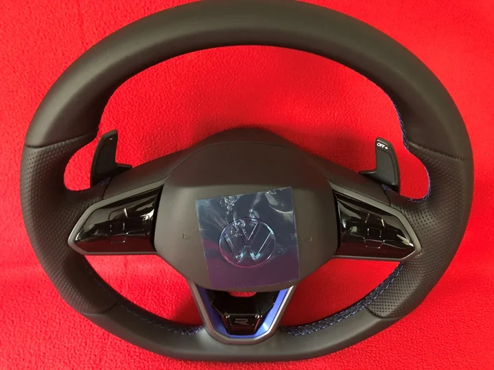 vw-tiguan-r-stuur-met-airbag-r-line-dsg-stuurverwarming — foto 5