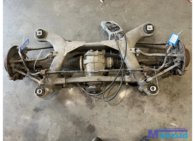 MERCEDES E KLASSE W211 Achteras compleet 
