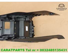 89a863242a-89a863242-q4-etron-middenconsole-q4-bekerhouder — foto 9