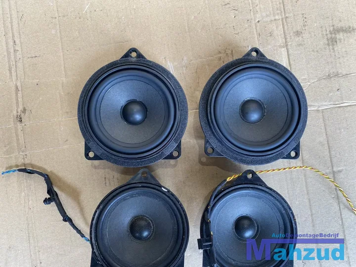 bmw-1-serie-e87-speaker-box-set-5deurs — foto 3