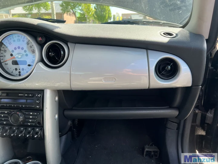 mini-cooper-one-r50-r53-16-zwart-3039-demontage-onderdelen — foto 17