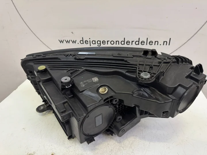 mercedes-w254-glc-led-koplamp-rechts-a2549061600 — foto 4