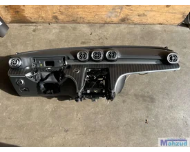 mercedes-c-klasse-w206-dashboard-met-airbag-2021-2025