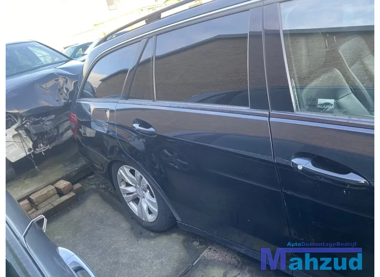 MERCEDES E-KLASSE S212 zwart 197 rechts achter deur 2009-2016