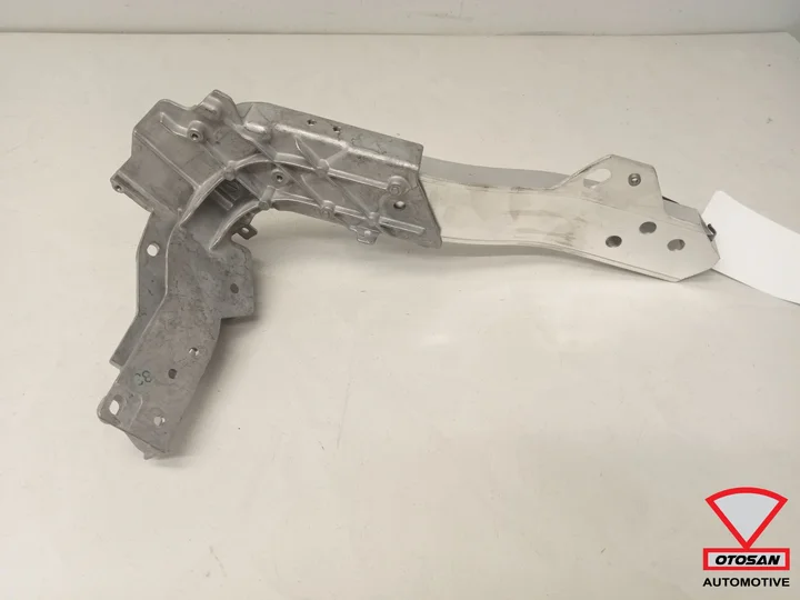 mercedes-glc-w253-x253-steun-radiateur-voorfront-a2536210600-links