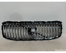 volvo-xc60-ii-facelift-grille-32291019 — foto 2