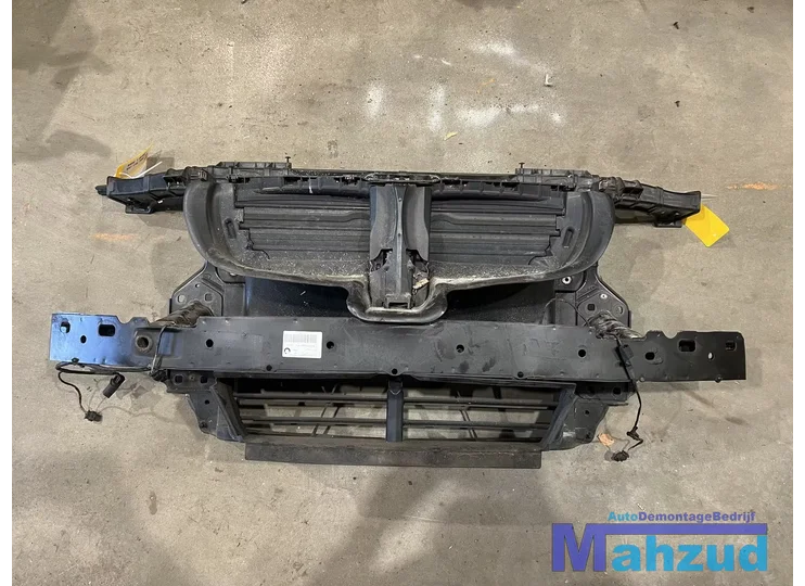 BMW 1 SERIE E87 1.6i voorfront front 2003-2010
