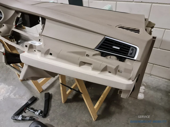 airbagset-bmw-f07-5-serie-gran-turismo-gt-beige-dashboard-stuur-airbag-gordel-set-2009-2017 — foto 7