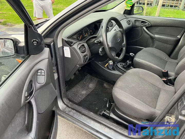ford-focus-1-turnier-16-16v-demontage-station-onderdelen — foto 13