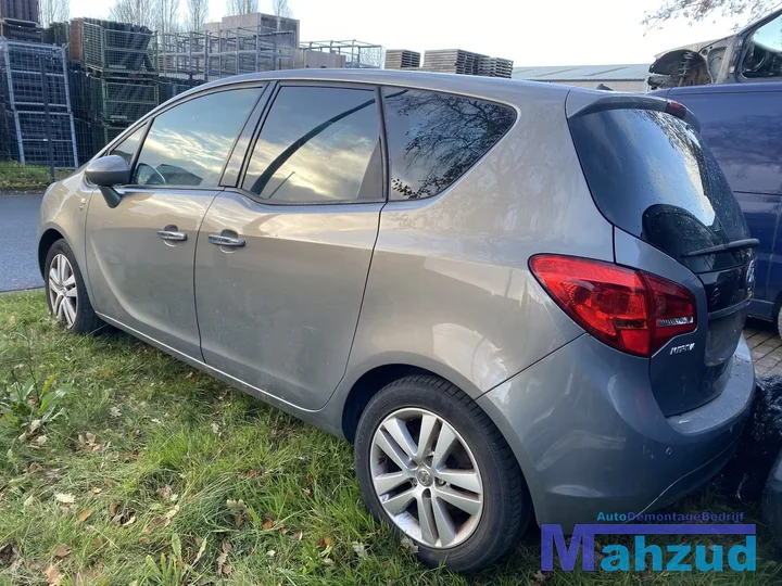2011-opel-meriva-b-17-cdti-a17dts-z40w-onderdelen-demontage — foto 3