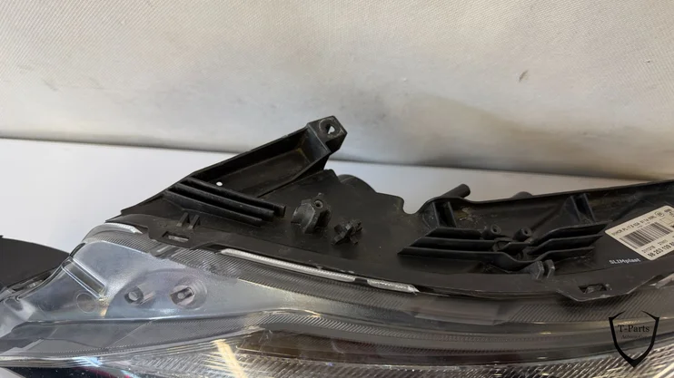 peugeot-2008-koplamp-links-lamp-9825313980 — foto 8