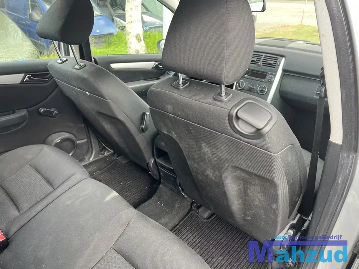 mercedes-b-klasse-w245-20-zilver-761-266960-automaatbak — foto 11