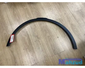 land-rover-discovery-5-v-l462-links-voor-wiel-rand-strip-2017-2022