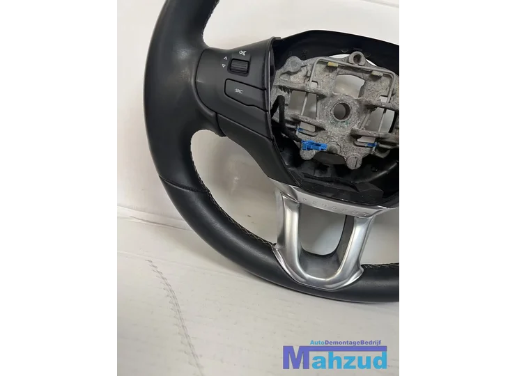 peugeot-208-1-stuurwiel-stuur-20122019