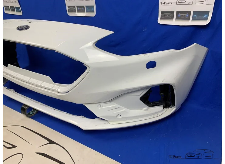 ford-focus-st-line-voorbumper-mk4-bumper