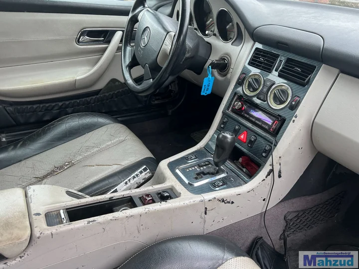 mercedes-slk-r170-zwart-197-demontage-onderdelen-sloop — foto 13