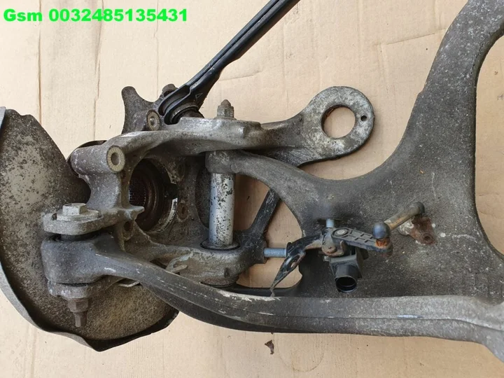 8k0505431as-a4-wielnaaf-a5-wielnaaf-rs4-s4-fusee-a5-s5-rs5 — foto 2