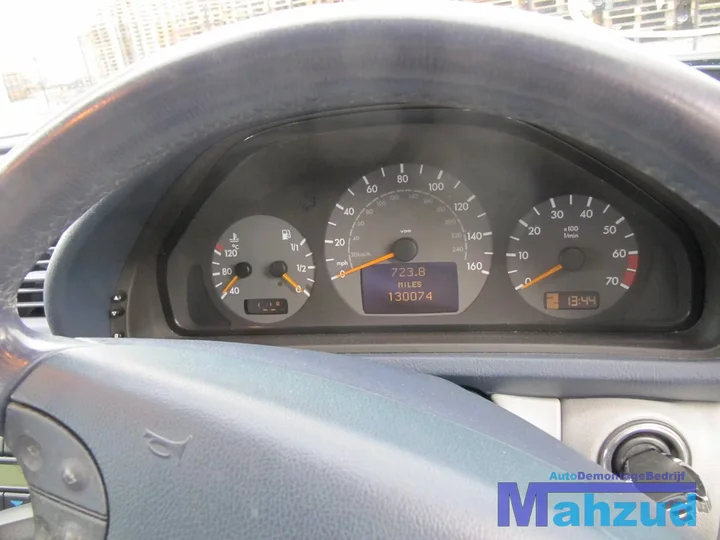 2001-mercedes-a208-clk-320-32-demontage-sloop-33 — foto 13