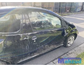 2006-toyota-aygo-10-1krfe-zwart-211-demontage-onderdelen — foto 10