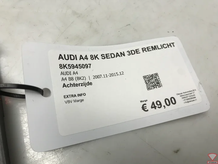 audi-a4-8k-sedan-3de-derde-remlicht-8k5945097 — foto 2