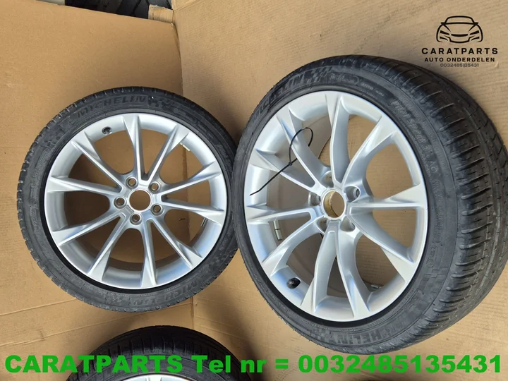 8t0601025ca-originele-audi-a5-velgen-a5-michelin-245-40-18 — foto 2