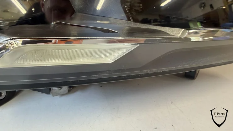 rechts-koplamp-audi-q2-lift-led-matrix-81a941036 — foto 5