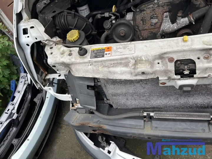 ford-transit-24-voorfront-front-koelerpakket-20062014 — foto 2