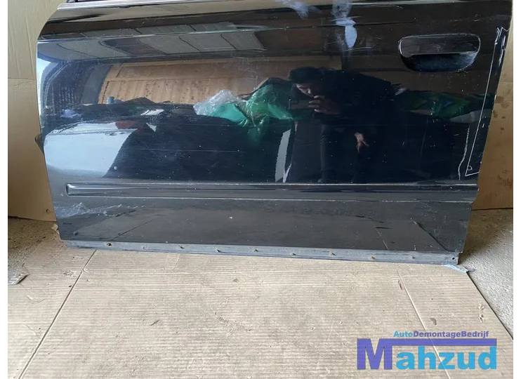audi-a4-b7-avant-zwart-lc9z-linker-links-voor-deur-portier