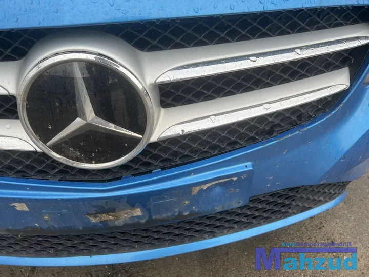 2013-mercedes-a-klasse-w176-18-a200-cdi-651901-onderdelen-blauw — foto 3
