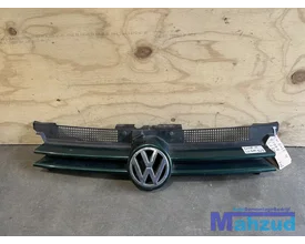 vw-golf-4-groen-lc6m-grille-1998-2003