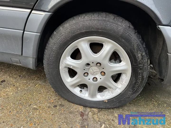 1995-mercedes-s-klasse-w140-300-28-s-onderdelen-demontage — foto 37