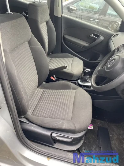 2010-vw-polo-6r-14-dsg-cgg-cggb-mlg-la7w-demontage-onderdelen — foto 30