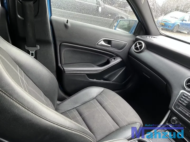 2013-mercedes-a-klasse-w176-18-a200-cdi-651901-onderdelen-blauw — foto 12