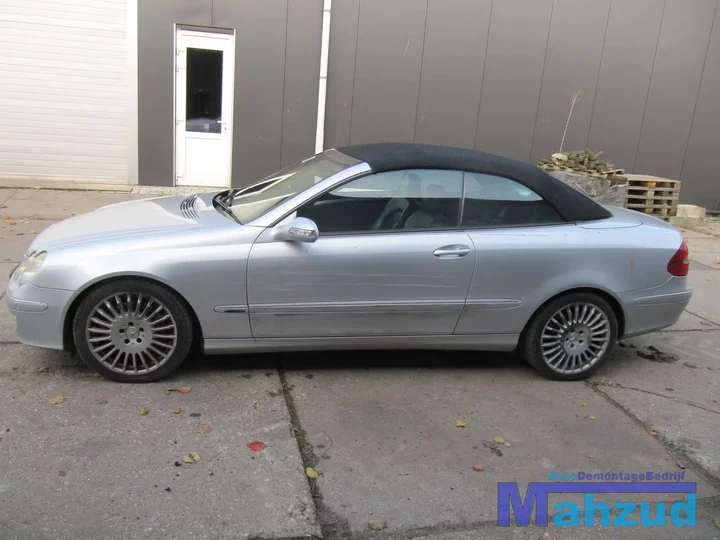 2006-mercedes-clk-200-18-c209-cabrio-demontage-sloop-207 — foto 3