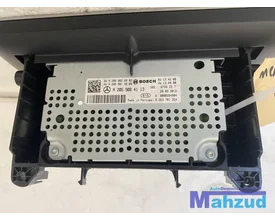 mercedes-w205-c-klasse-radio-navigatie-display-scherm-a2059004113 — foto 3