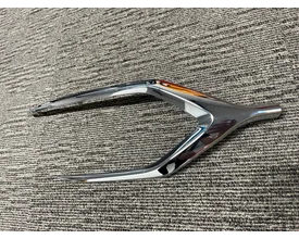 mitsubishi-space-star-rechts-chrome-lijst-voorbumper-grill-nieuw — foto 2